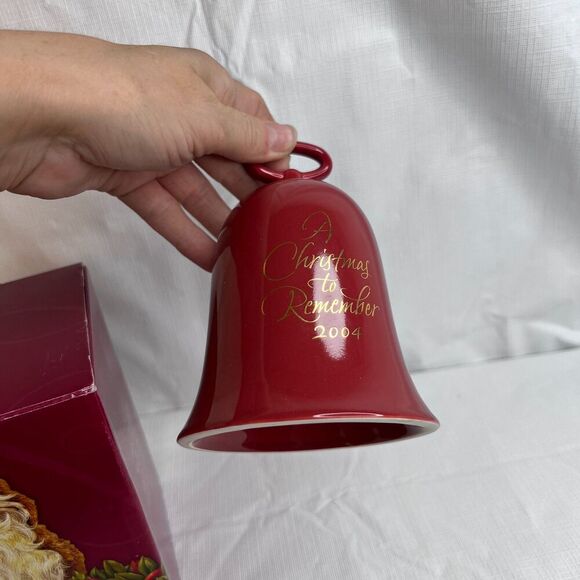 Hallmark St Nicholas Bell Red 2004 "A Christmas to Remember" Collectible Decor - Picture 4 of 9